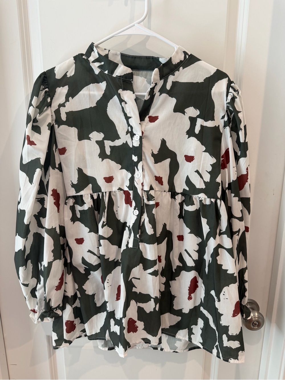 Relaxed Abstract Floral-Print Blouse Size Large
